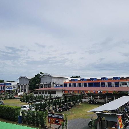 Jaroensin Place Buriram Esterno foto